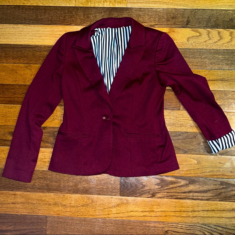 Woman’s Maroon Blazer